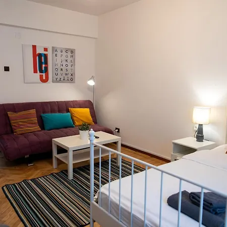 Color Apartment Regina Elisabeta 23 Bucarest Esterno foto