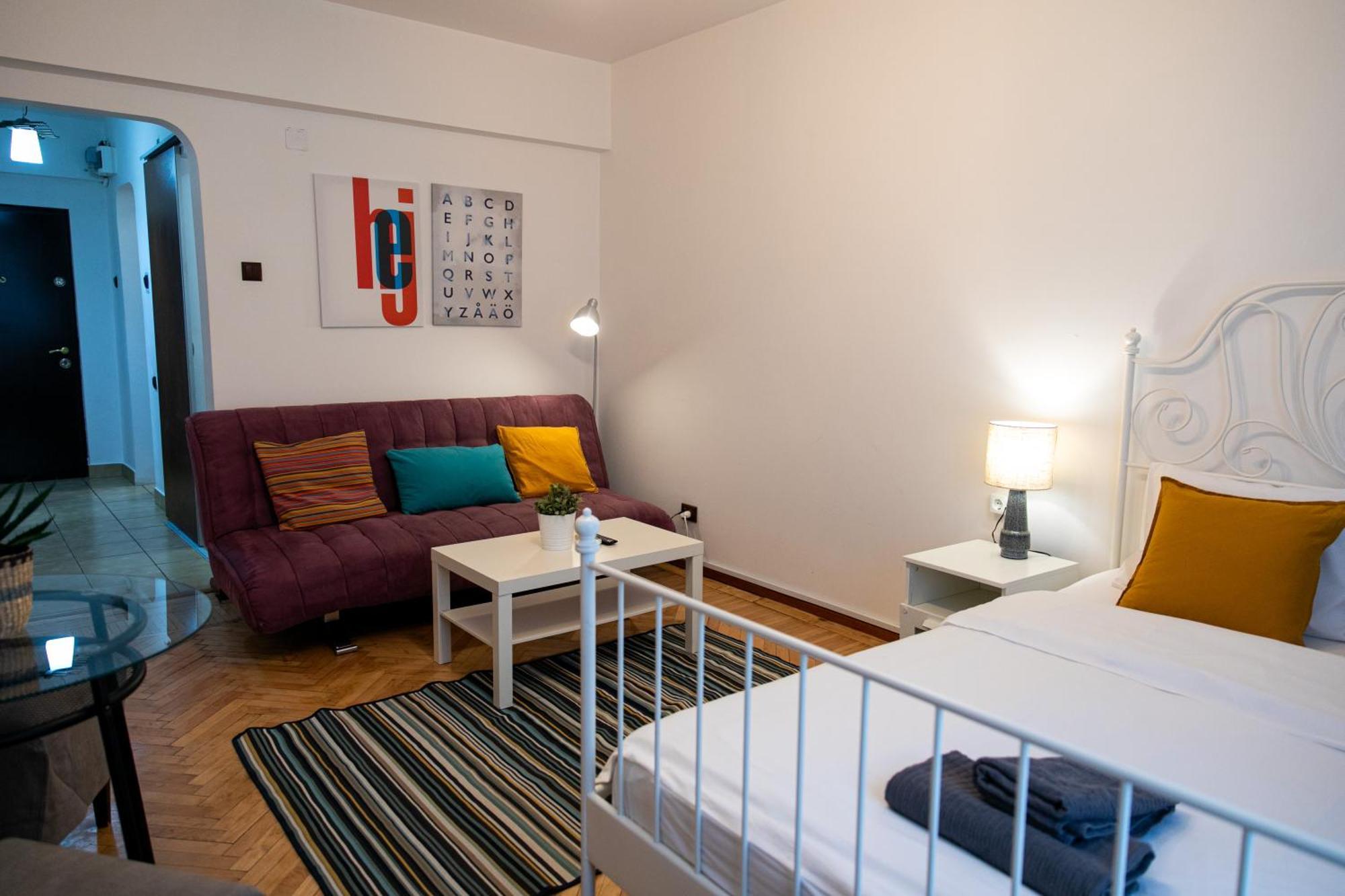 Apartment Color Regina Elisabeta 23 Bucharest